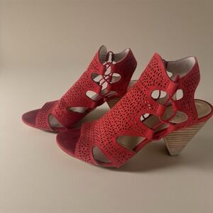 Vince Camuto Laser Cut Sandal SZ 7.5 Red Bootie Cone Heels Strappy Open Toe Chic
